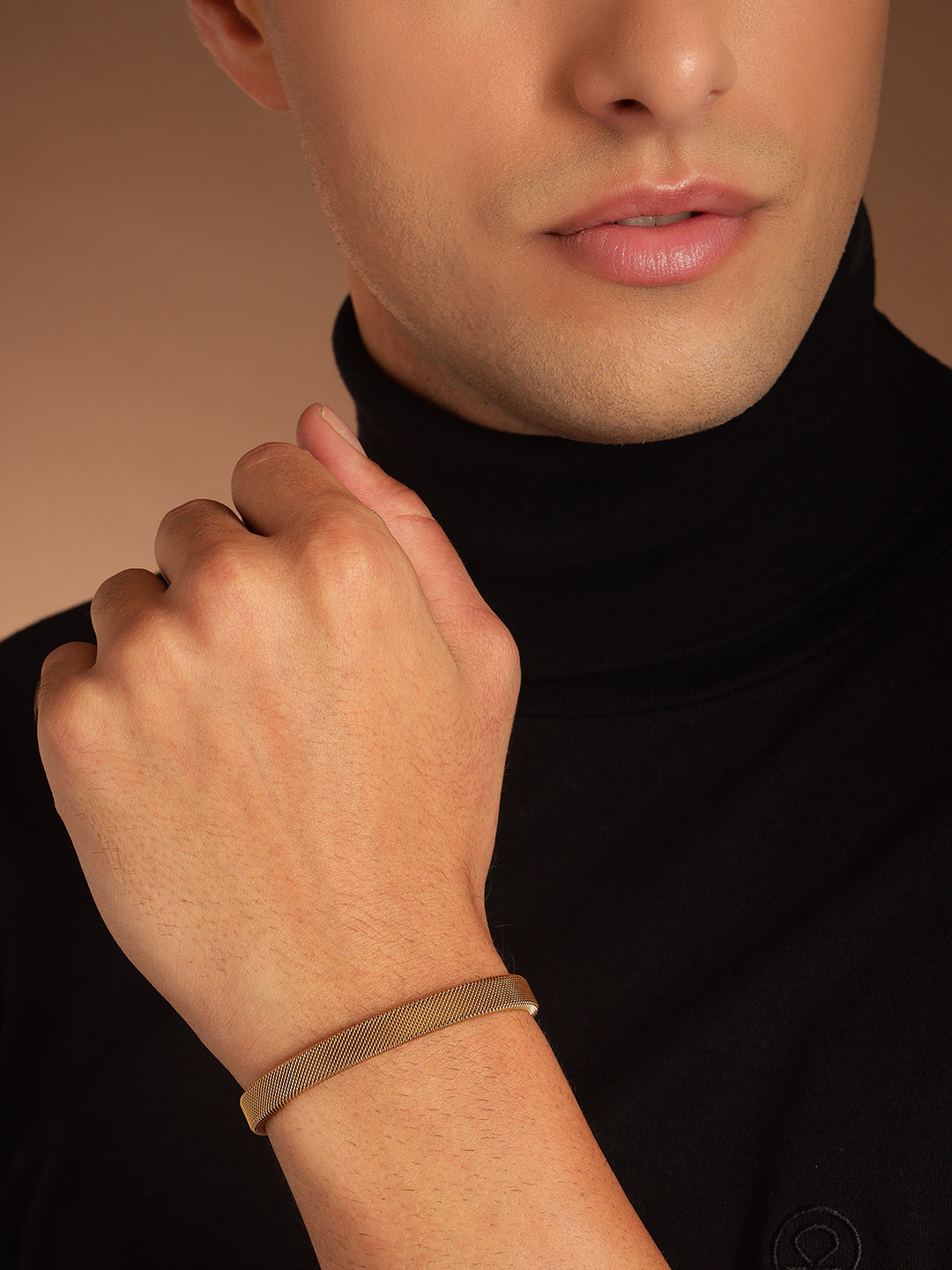 Gold mesh bracelet